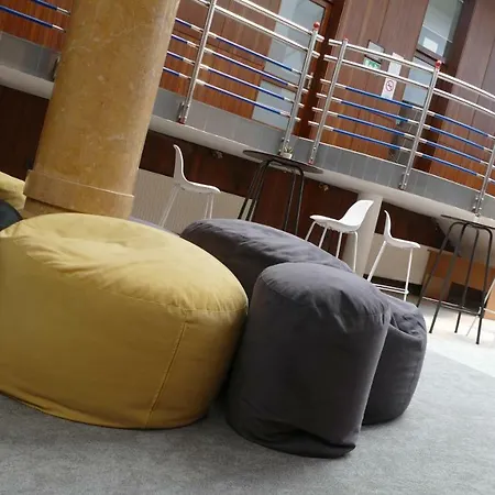 Hostel Hub55 Co-working *